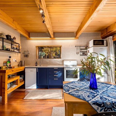 Totara Lodge - Unwind, Relax & Enjoy - Mt Lyford 외부 사진